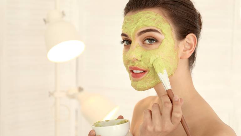 Home remedies to get rid of acne scars