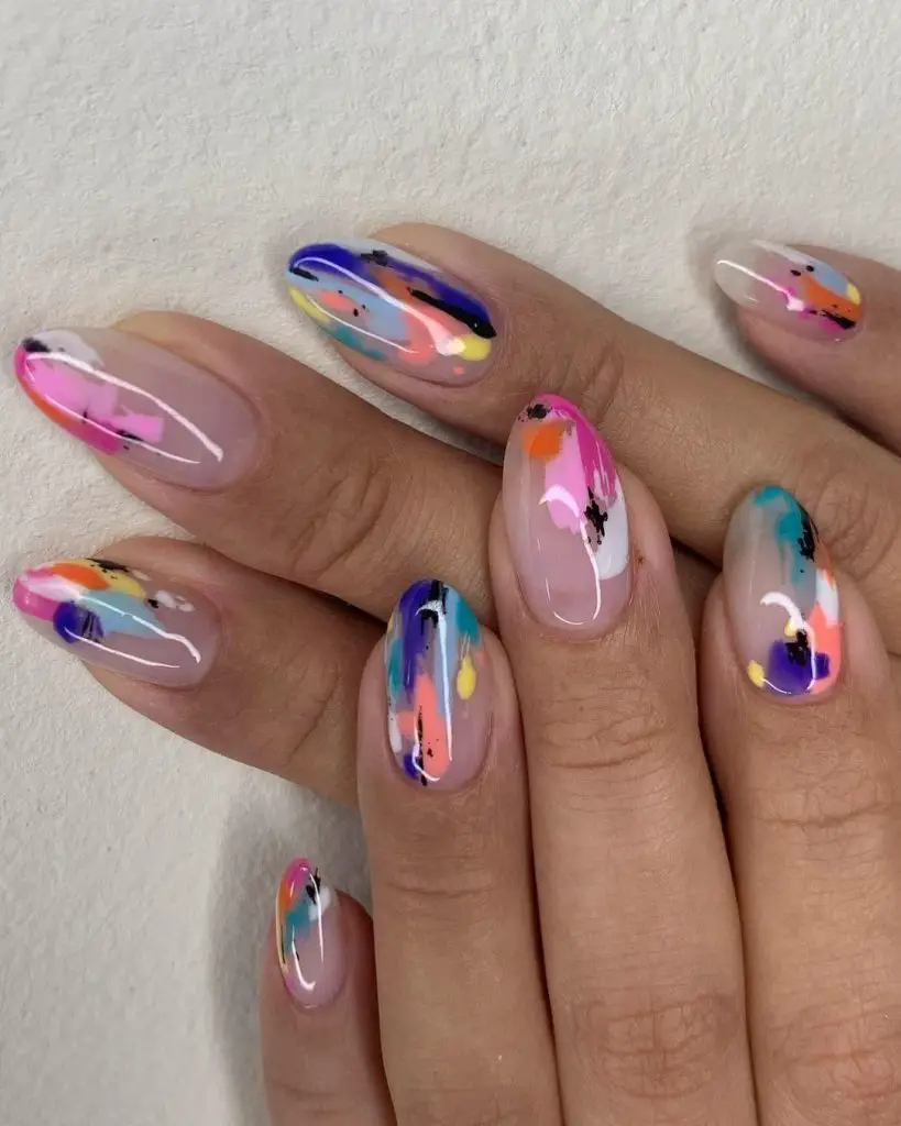 Abstract nail designs | Trendy Summer nail ideas