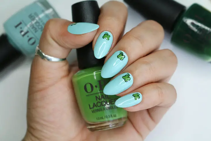 Clover nail designs 