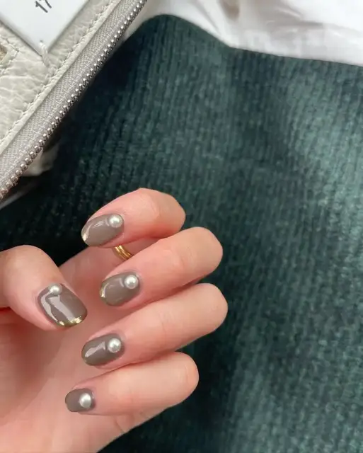 cute brown nail ideas