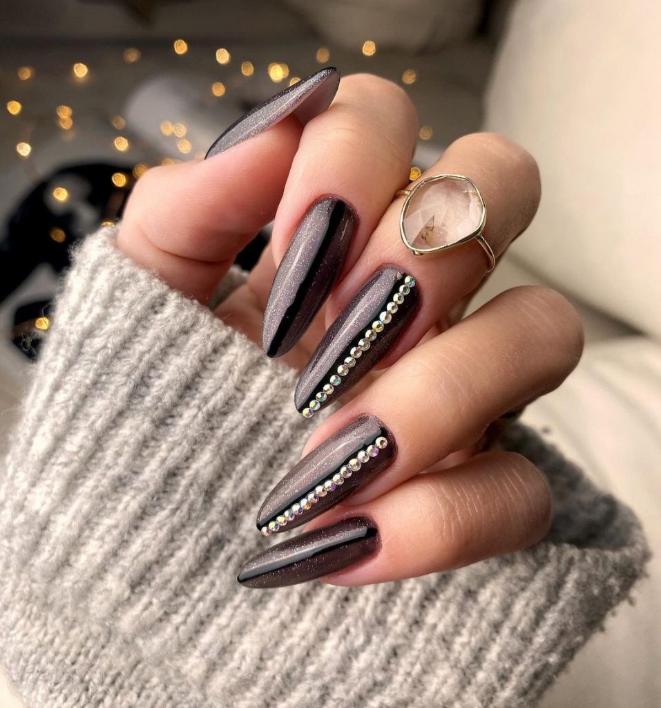 cute brown nails 