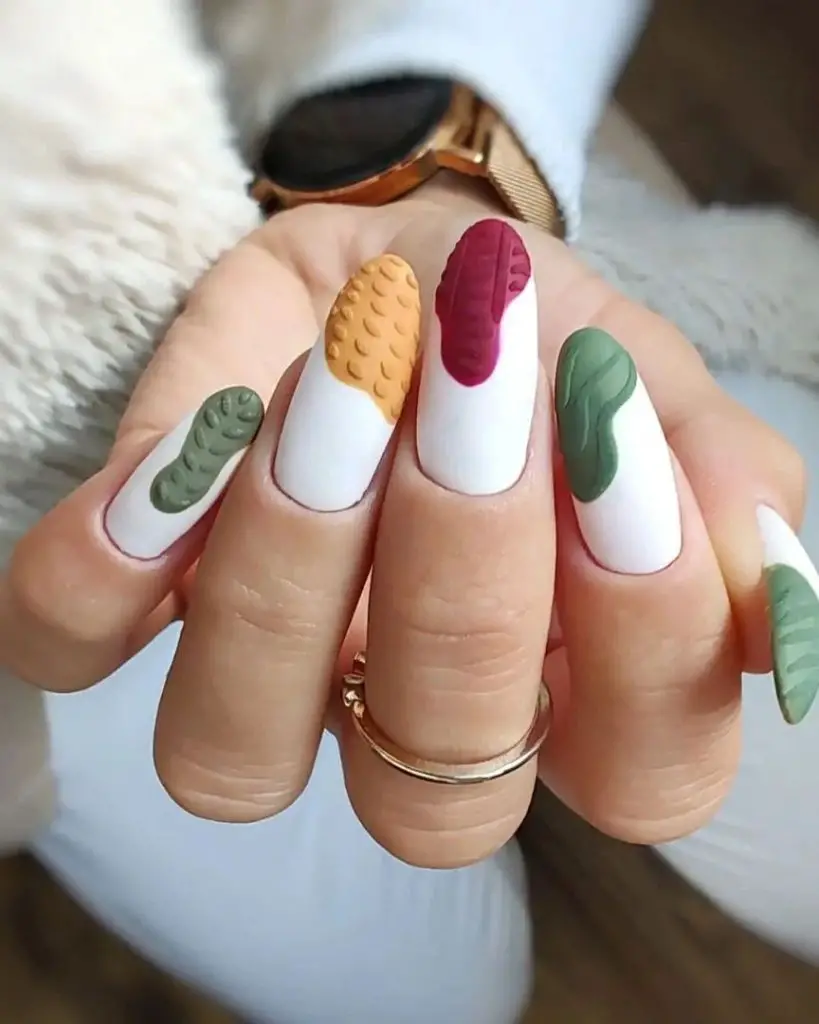 Korean nails designs for autumn 2022