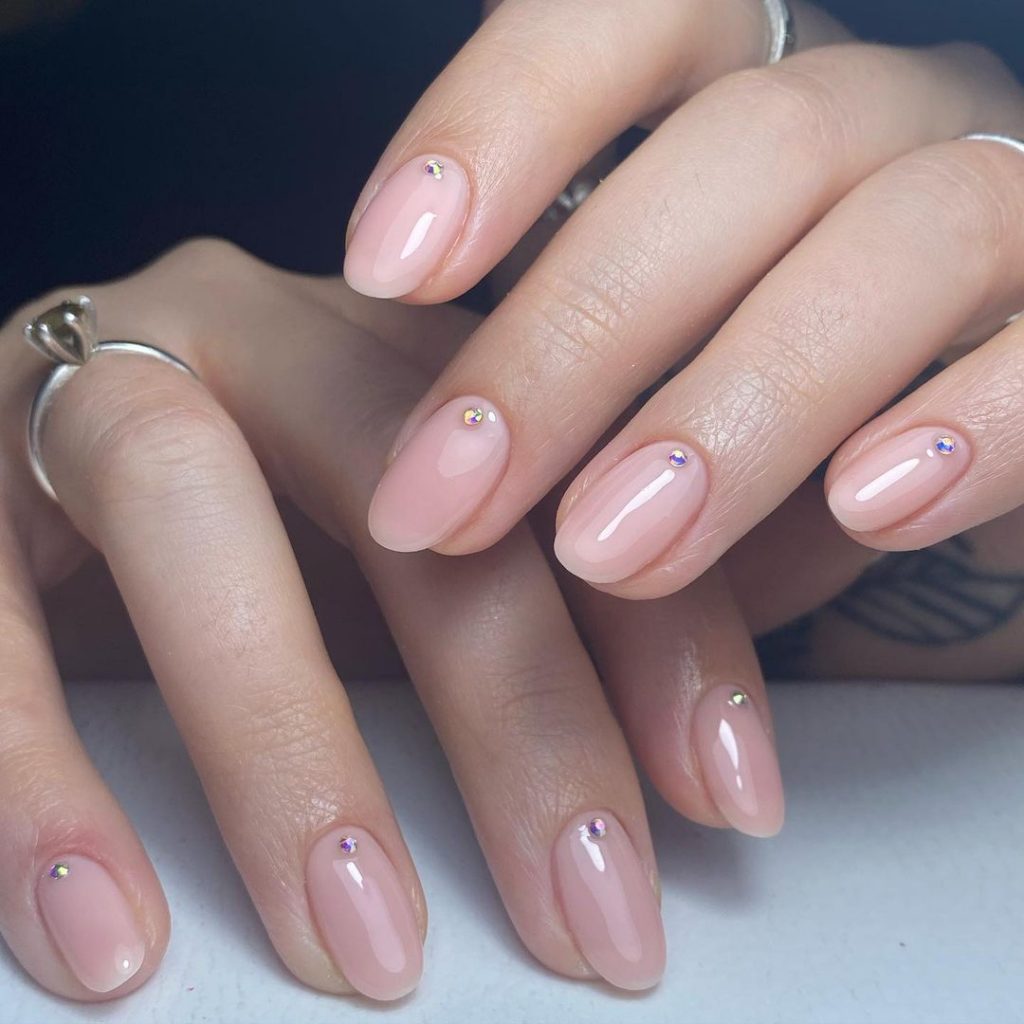 cute nude nails in pink color