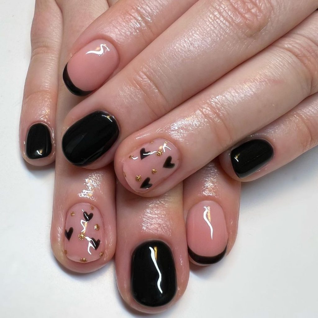 Black heart nails