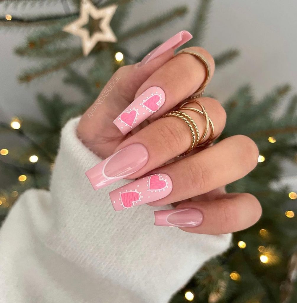Cute manicures with pink heart