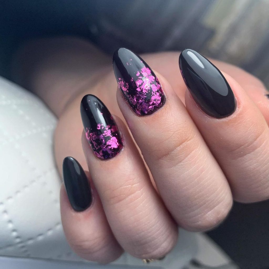 black and pink nail inspirations