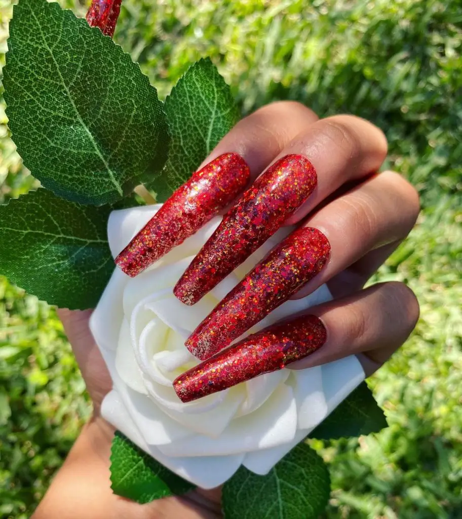 Red manicures for February nail designs 