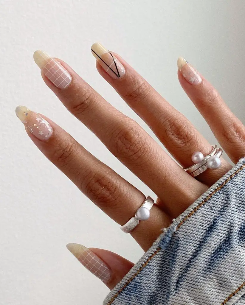 Plaid nail ideas