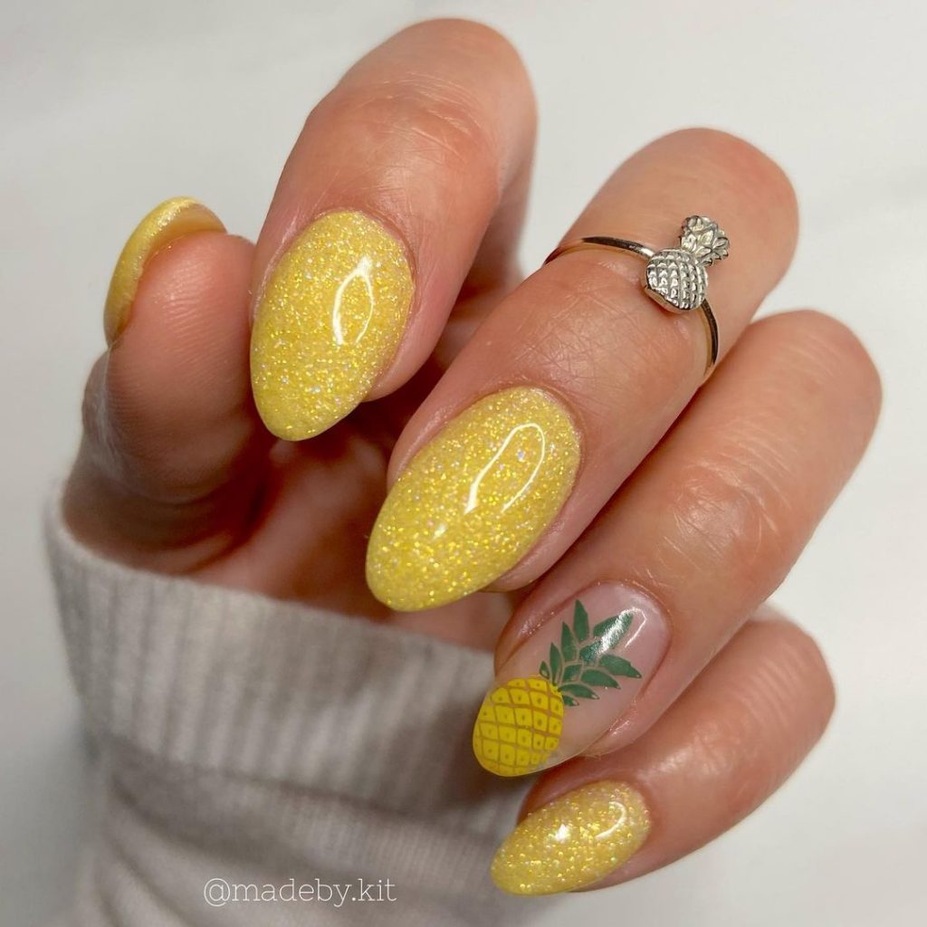 pineapple nails