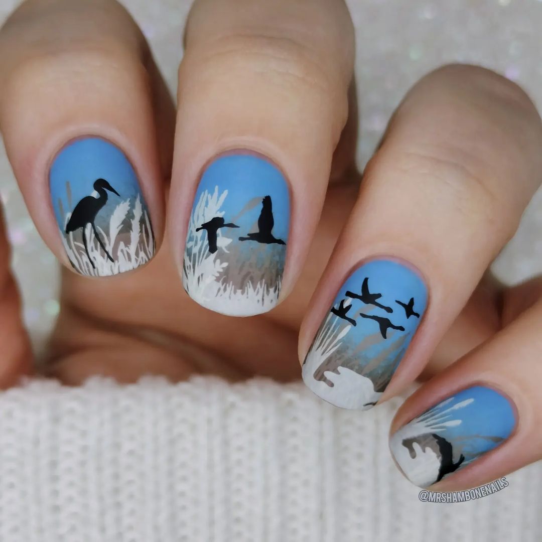 20 Best Oceean-Inspired Nail Designs For Beach Trips – MorningKo