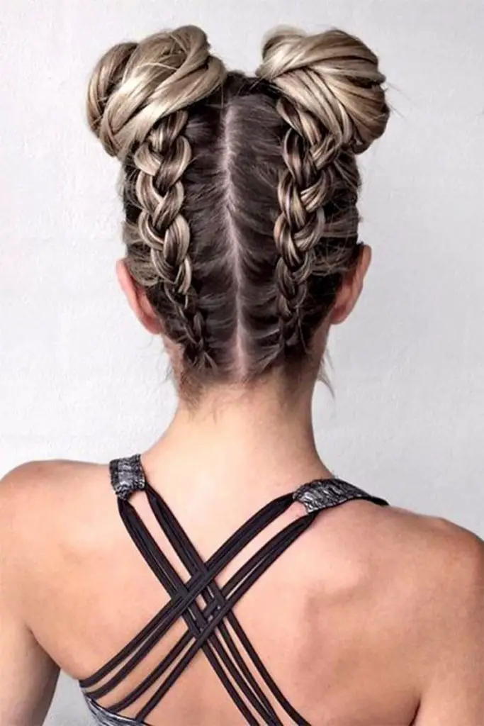 upside down braided hairstyle