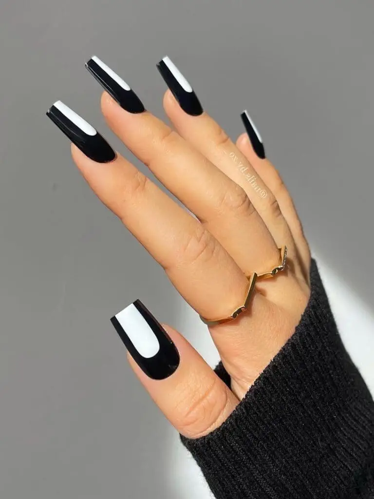 Black and white manicures| Monochrome nail designs