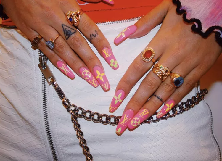 Material girl nail designs