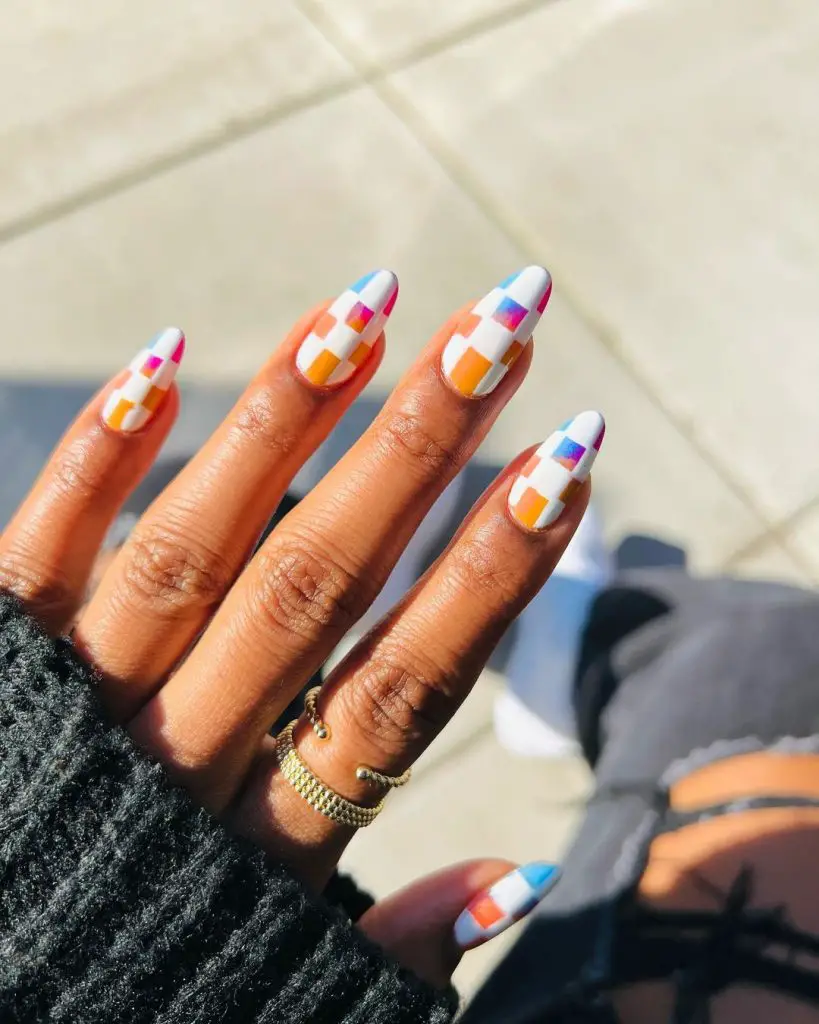 Checkered white nails 