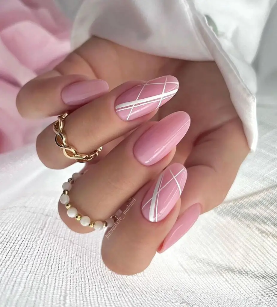 Cute pink nail ideas with white stripes