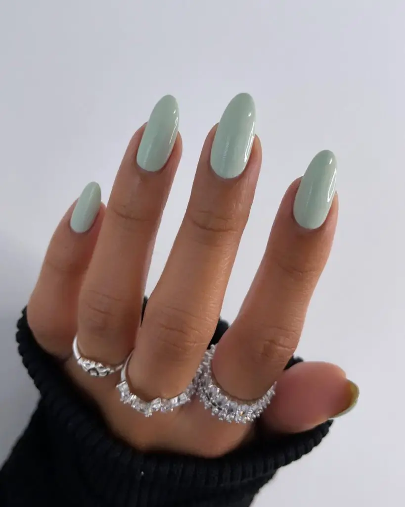 Solid green mint nail color