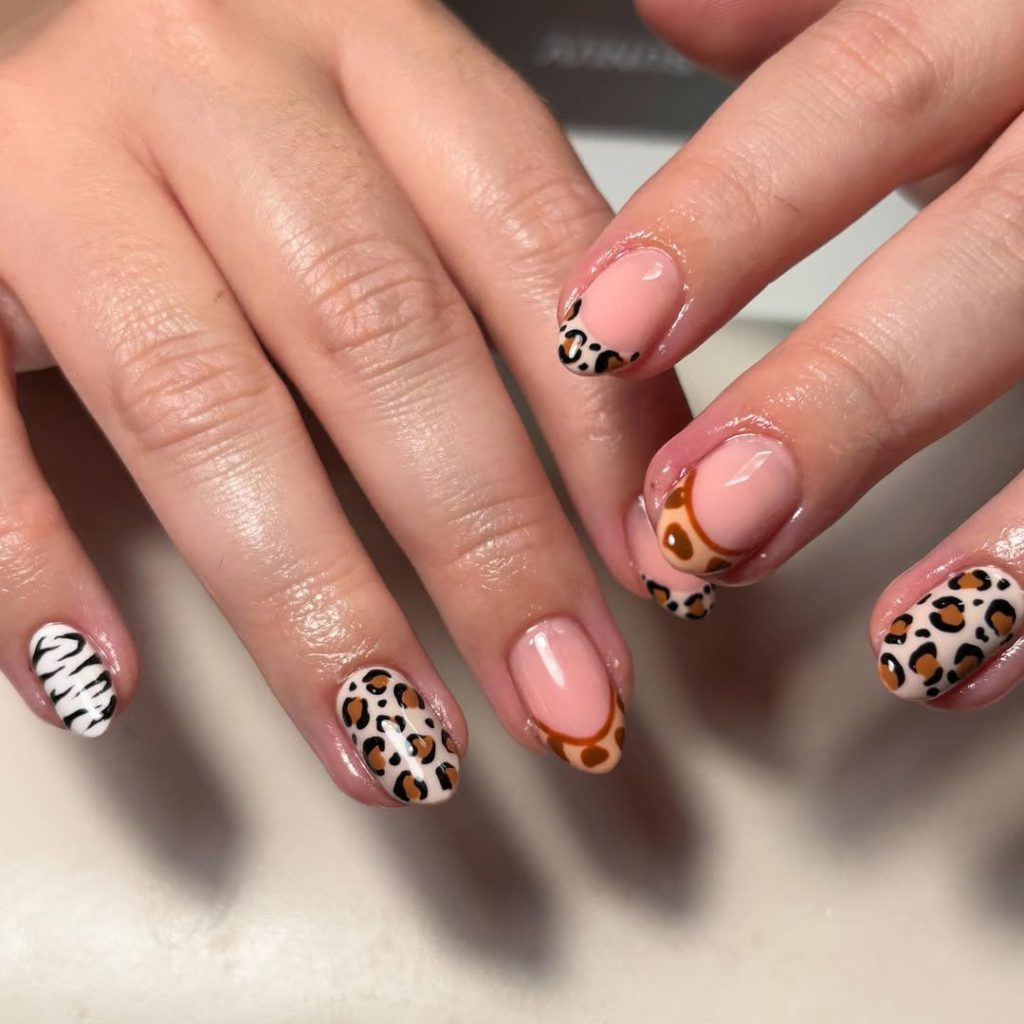 animal print nail art } short fall nails
