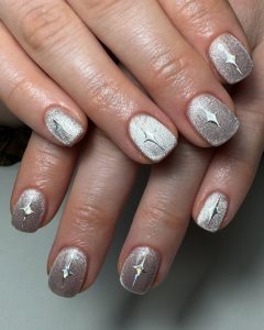 winter shimmering nail designs