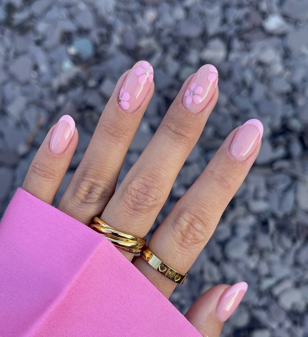 simple and cute pink nail ideas