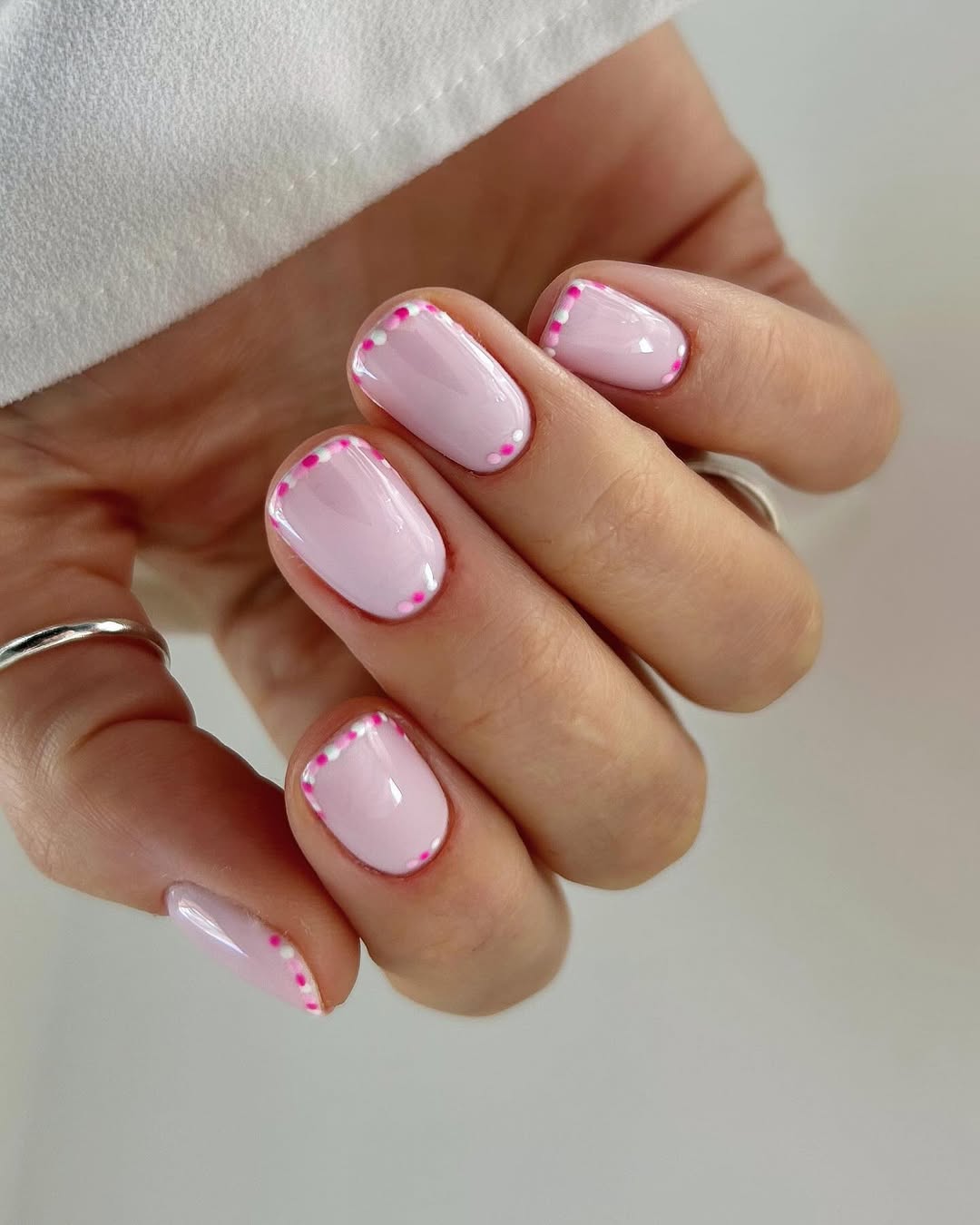 cute simple pink nail ideas