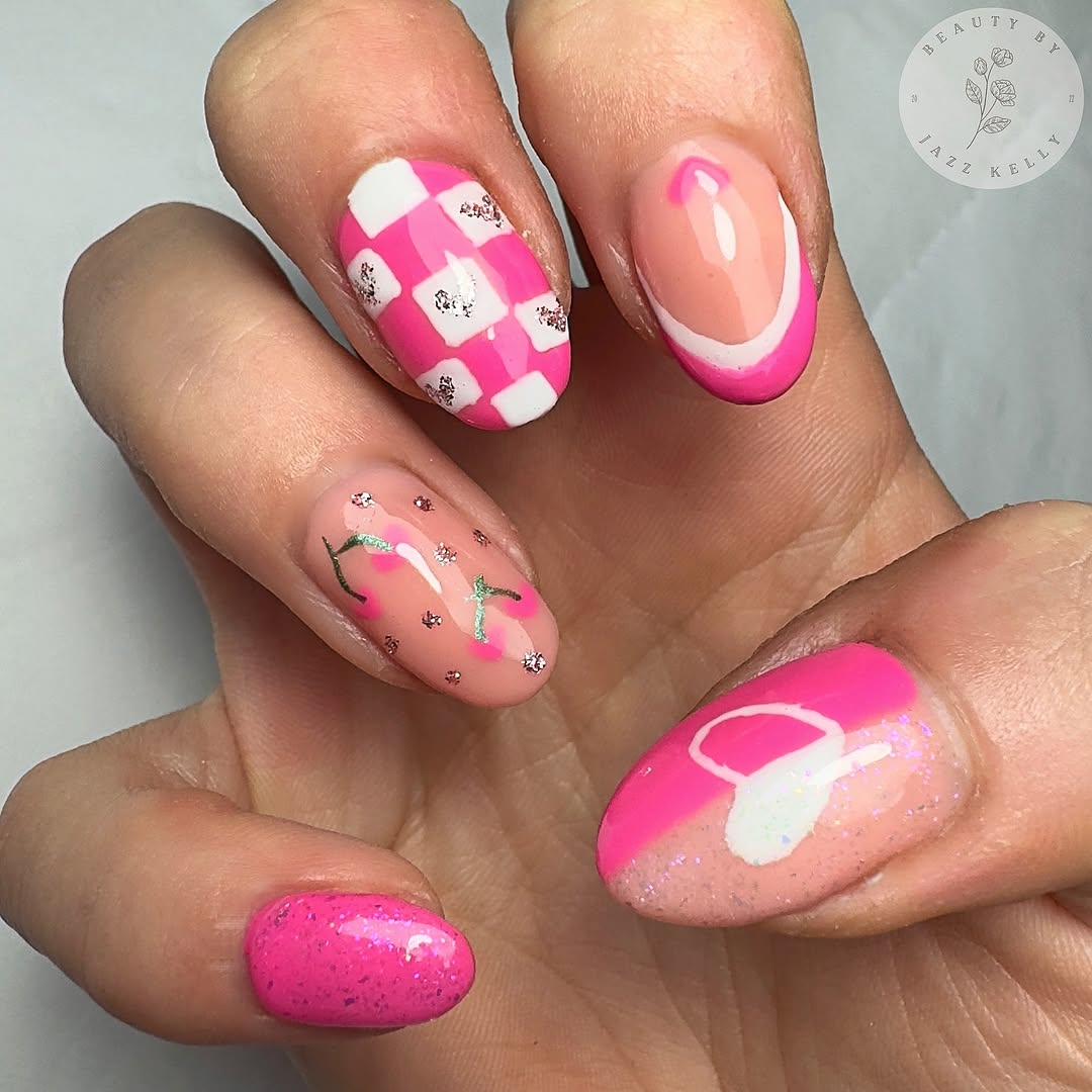 Cute checkered nail designs pink manicures