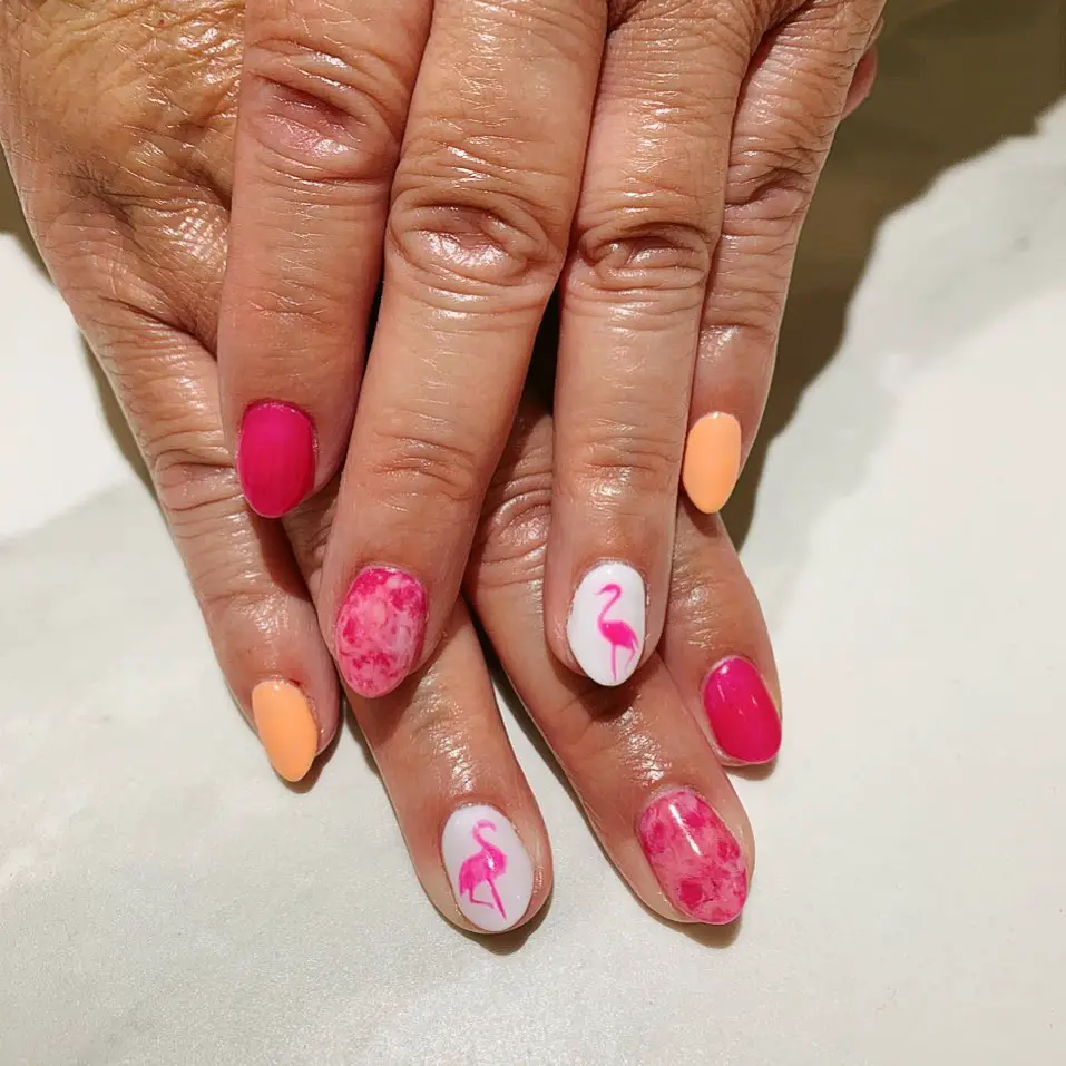Flamingo nails 