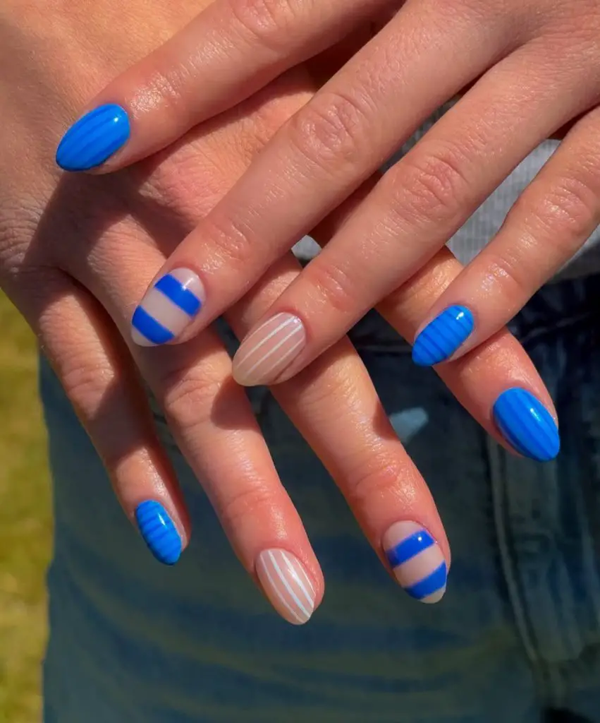 summer blue stripes nails