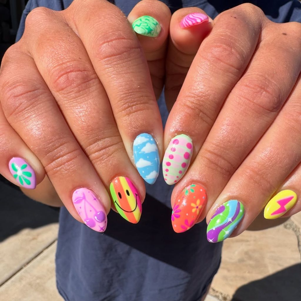 summer funky nails