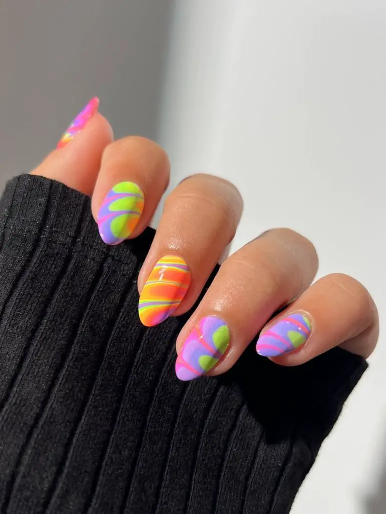 bright summer nails