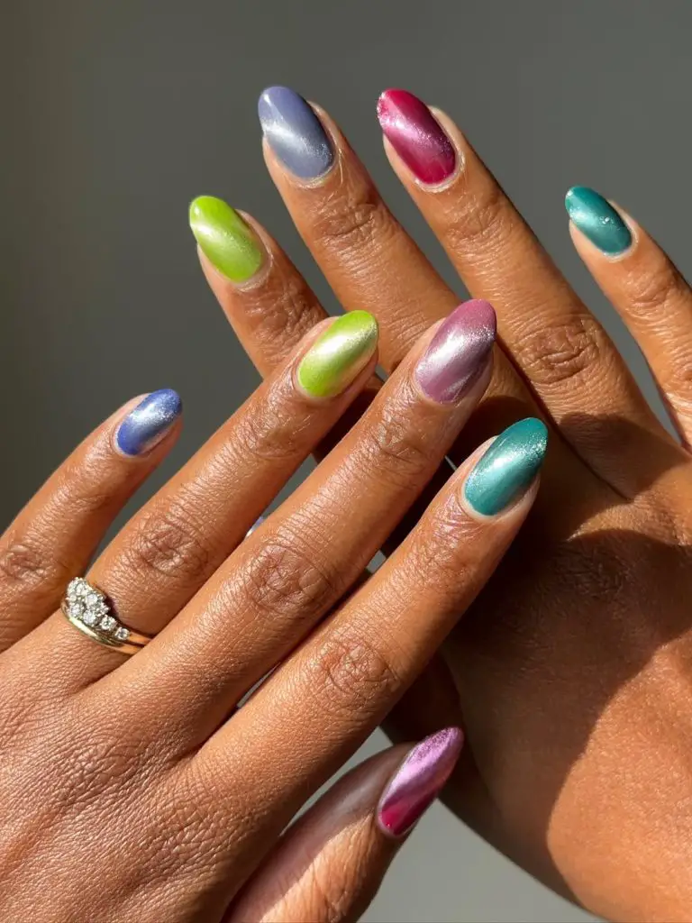 Summer august nails inspo