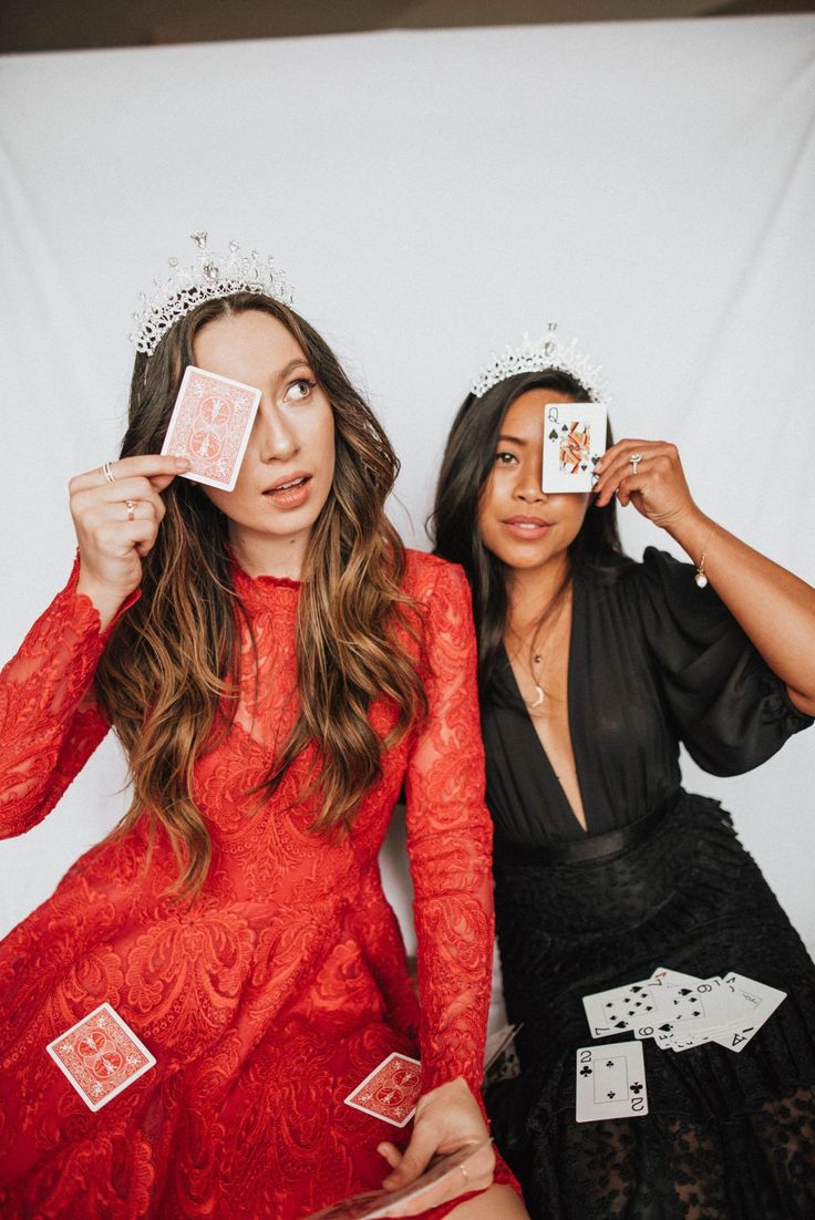 45 Hauntingly Cute Bff Halloween Costume Ideas For Duos Trios That