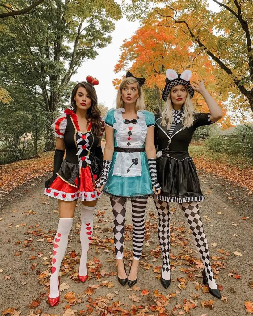 Alice in wonderland costume trio