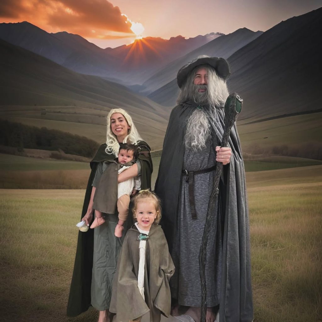 Gandalf, elf, baby hobbits family costume for halloween