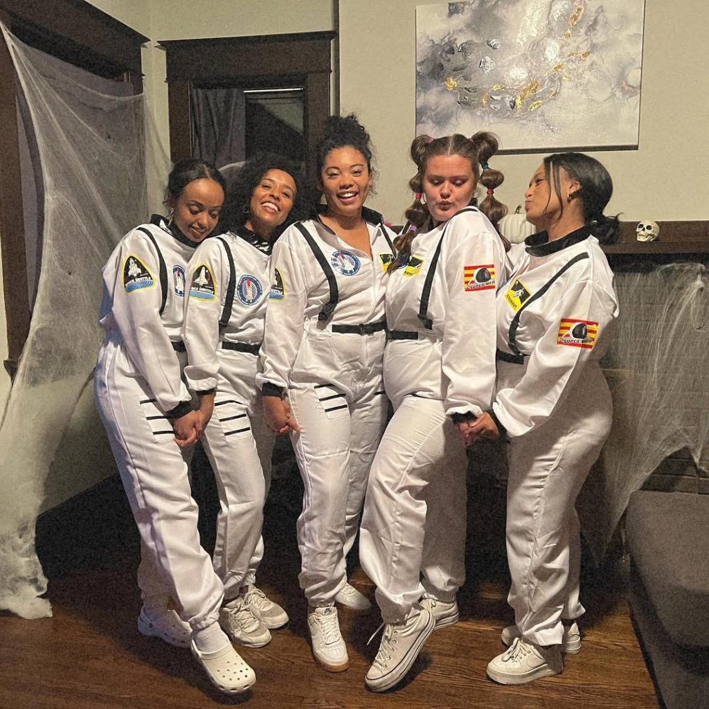 astronauts halloween costumes group