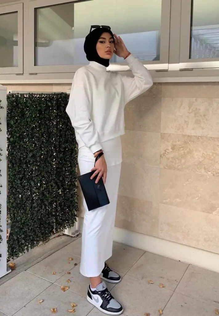 Fall hijab outfits inspo 