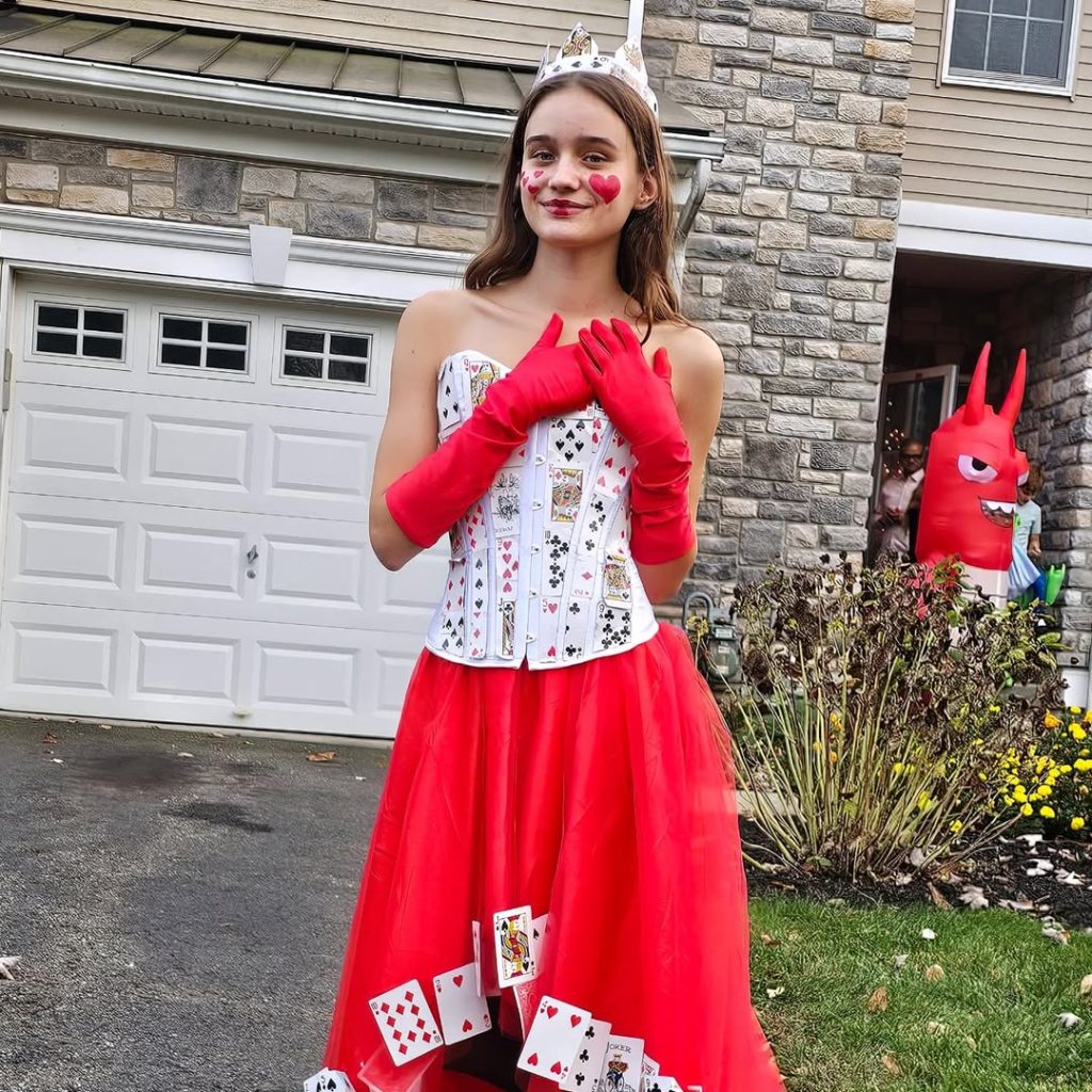 queen of hearts halloween costume