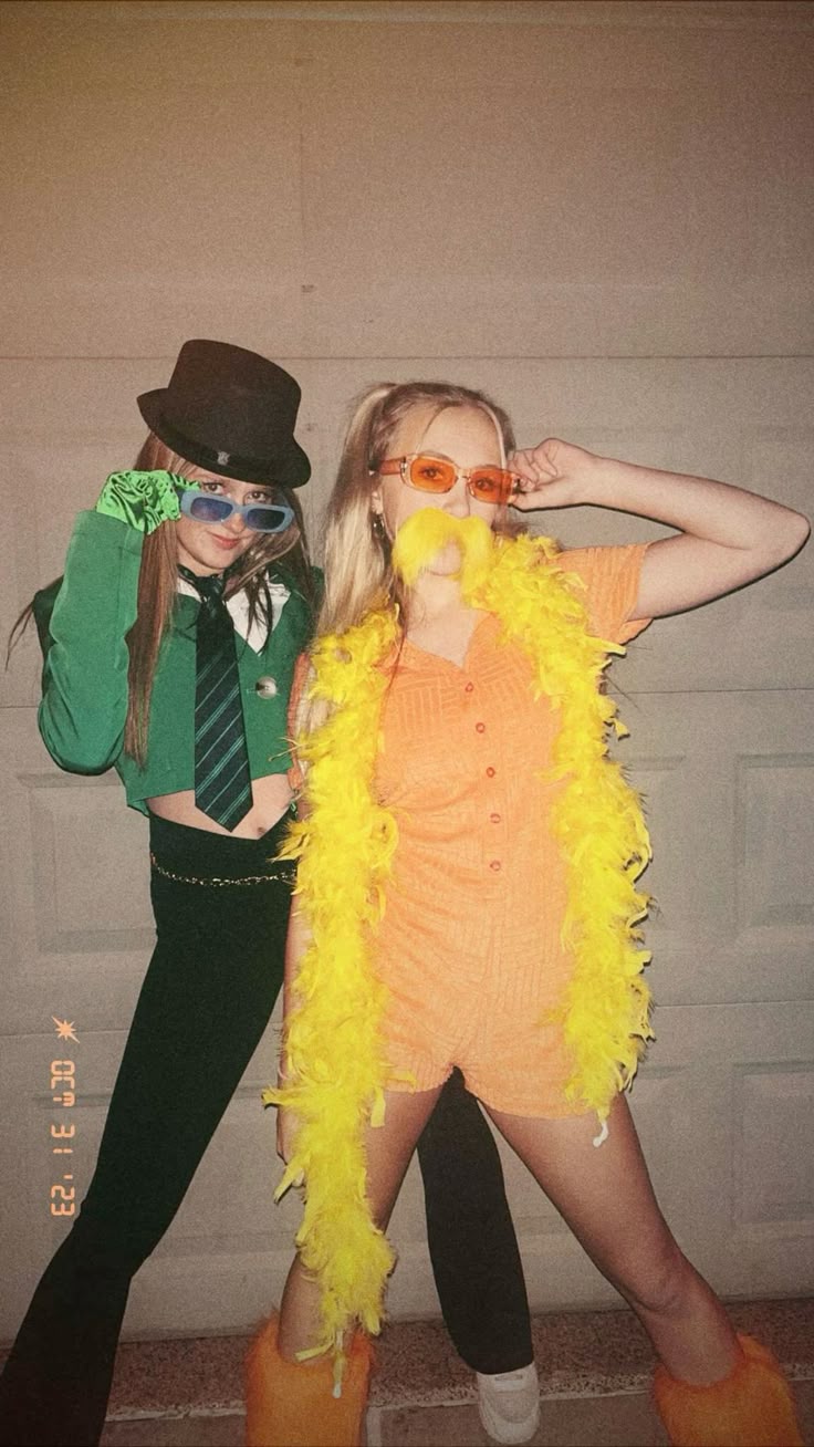 45 Hauntingly Cute Bff Halloween Costume Ideas For Duos Trios That