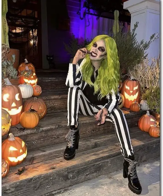 womens+Beetlejuice+costume (1)