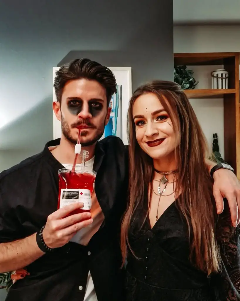 vampires hot couple halloween