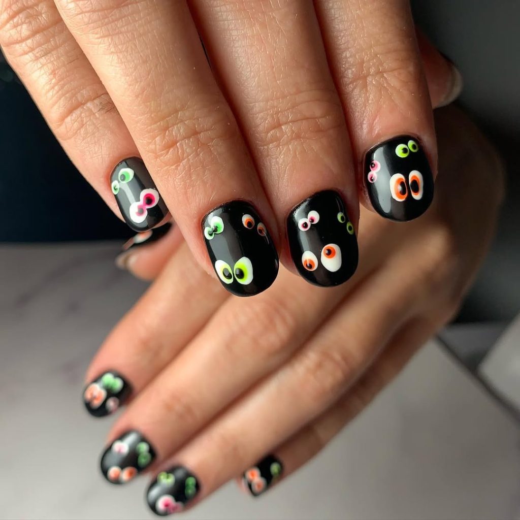 Nails with eyes halloween art