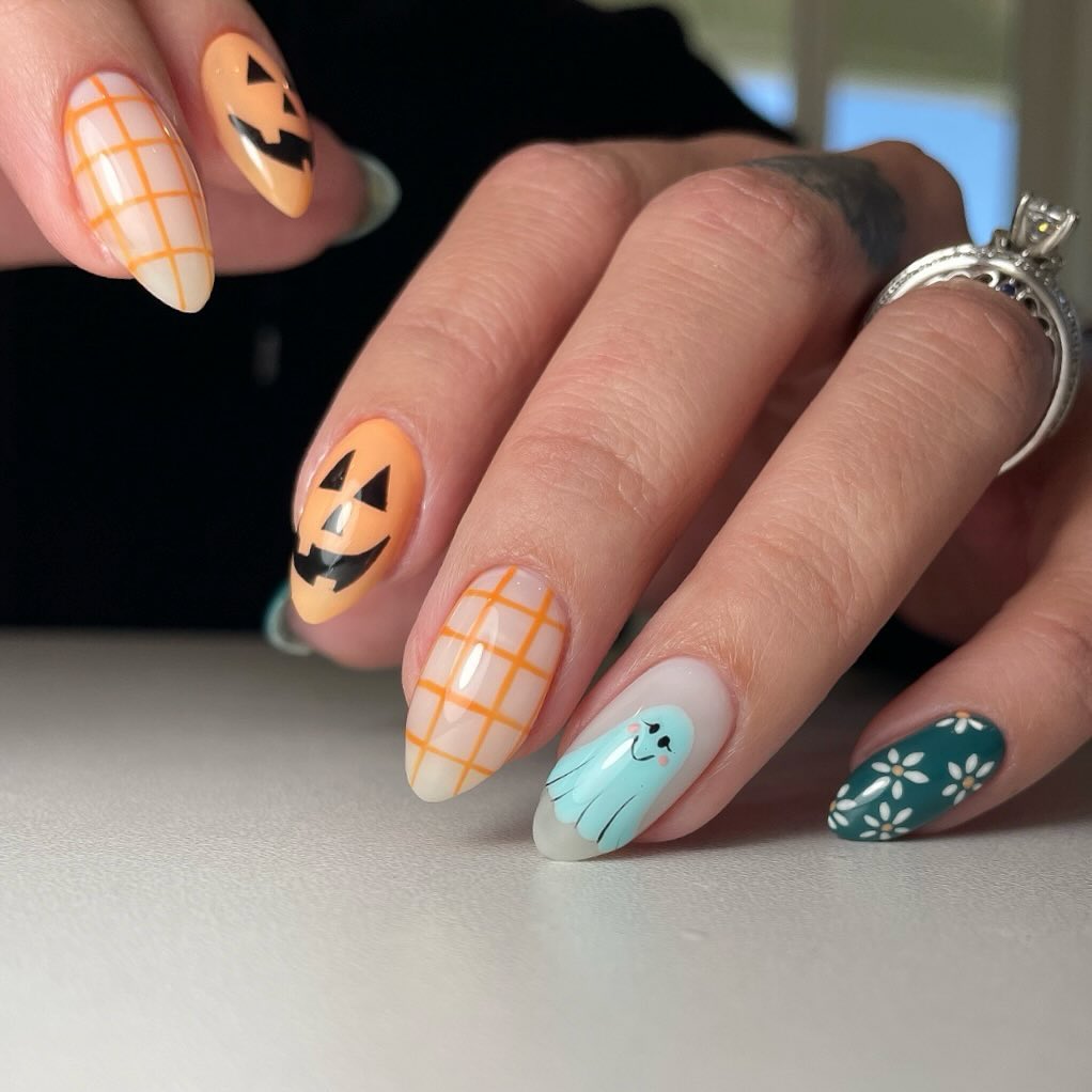 The blue ghost NAILS