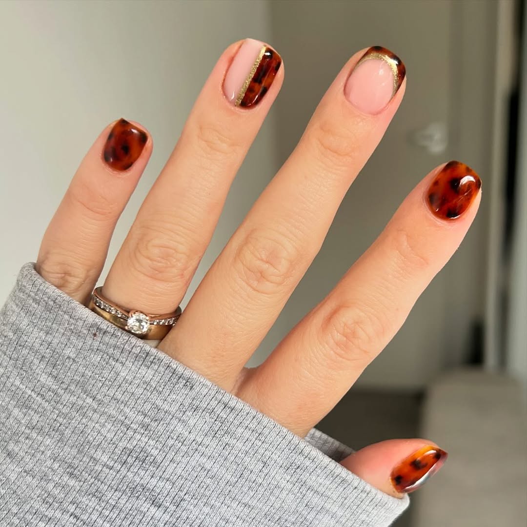 Tortie nails inspo