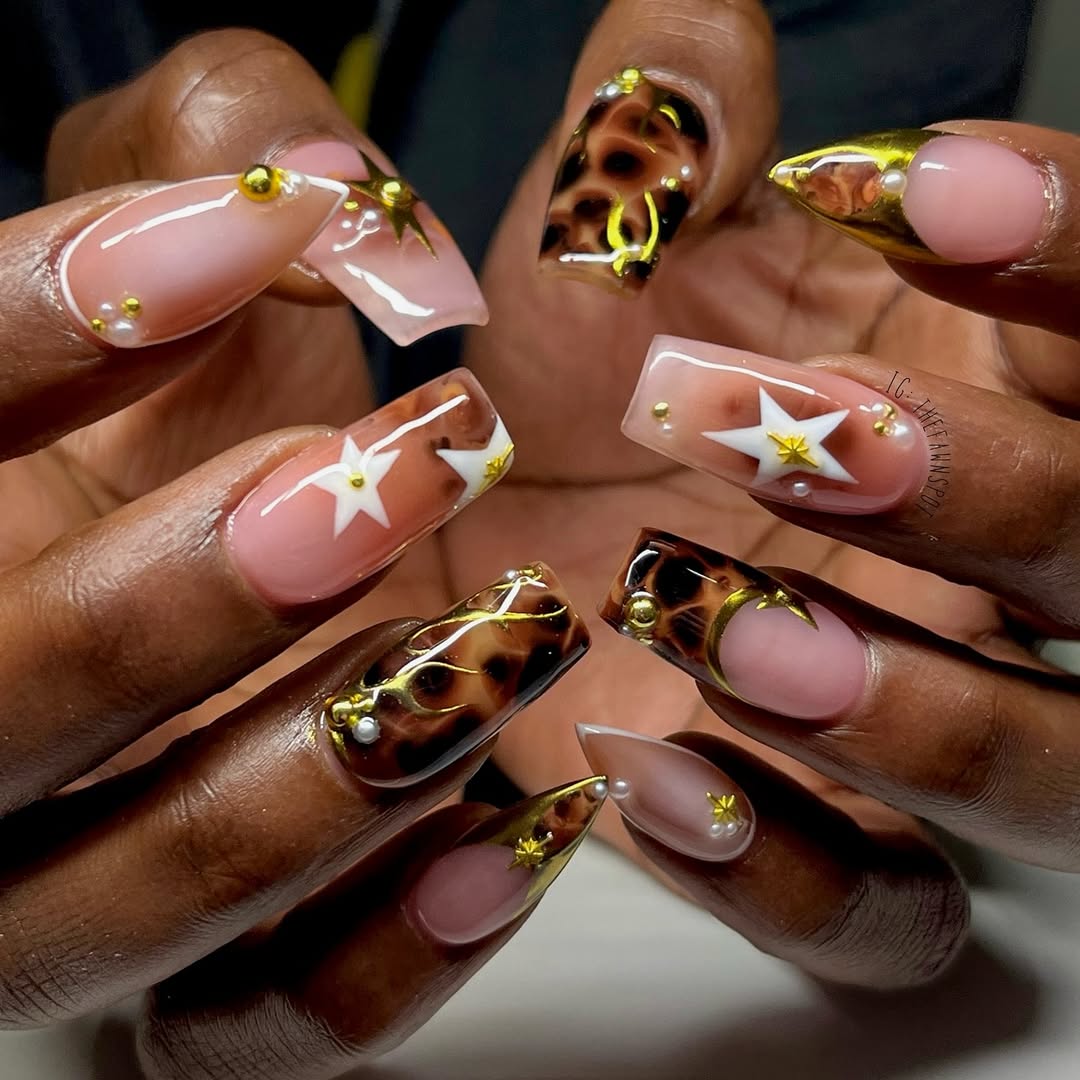 glam glow tortoise nails inspo for fall